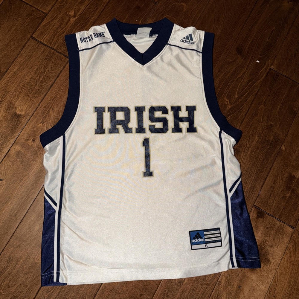 Vintage ADIDAS Notre Dame Fighting Irish #1 Satin Basketball Jersey Size Small